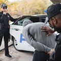 Die Rechte von Autofahrern bei Polizeikontrollen: Was darf die Polizei?