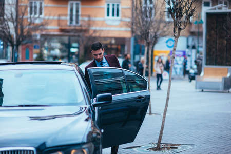 Auto-Abo, Leasing oder Kauf: Ein umfassender Vergleich für deutsche Autofahrer